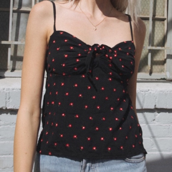 Brandy Melville Sasha Floral Front Knot Tank Top - Picture 2 of 5